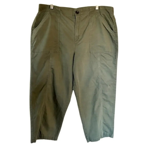 Christopher & Banks Army Green Cropped Pants, size 16 - Picture 1 of 5